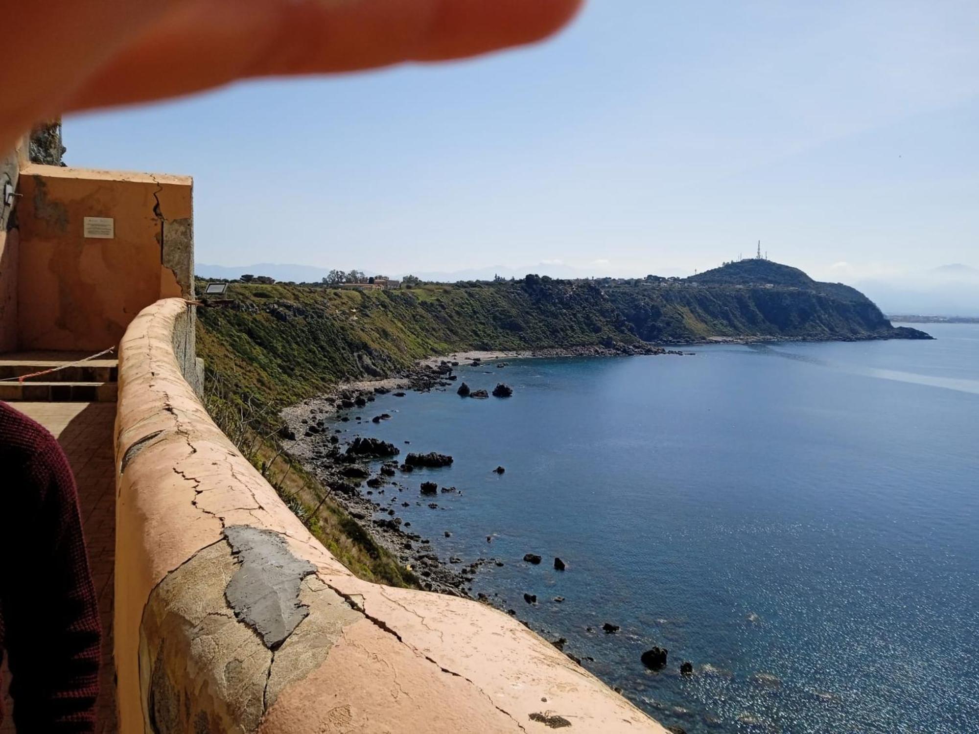 La Casetta Sul Mare Venetico Ruang foto